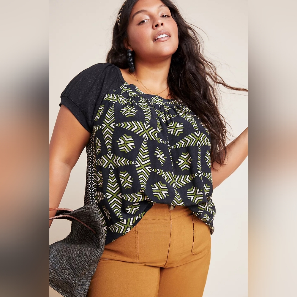Maeve Geometric Black and Green Women's Top